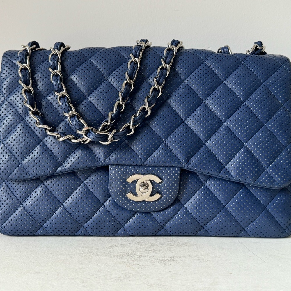 CHANEL
Calfskin Perforated Jumbo Flap
